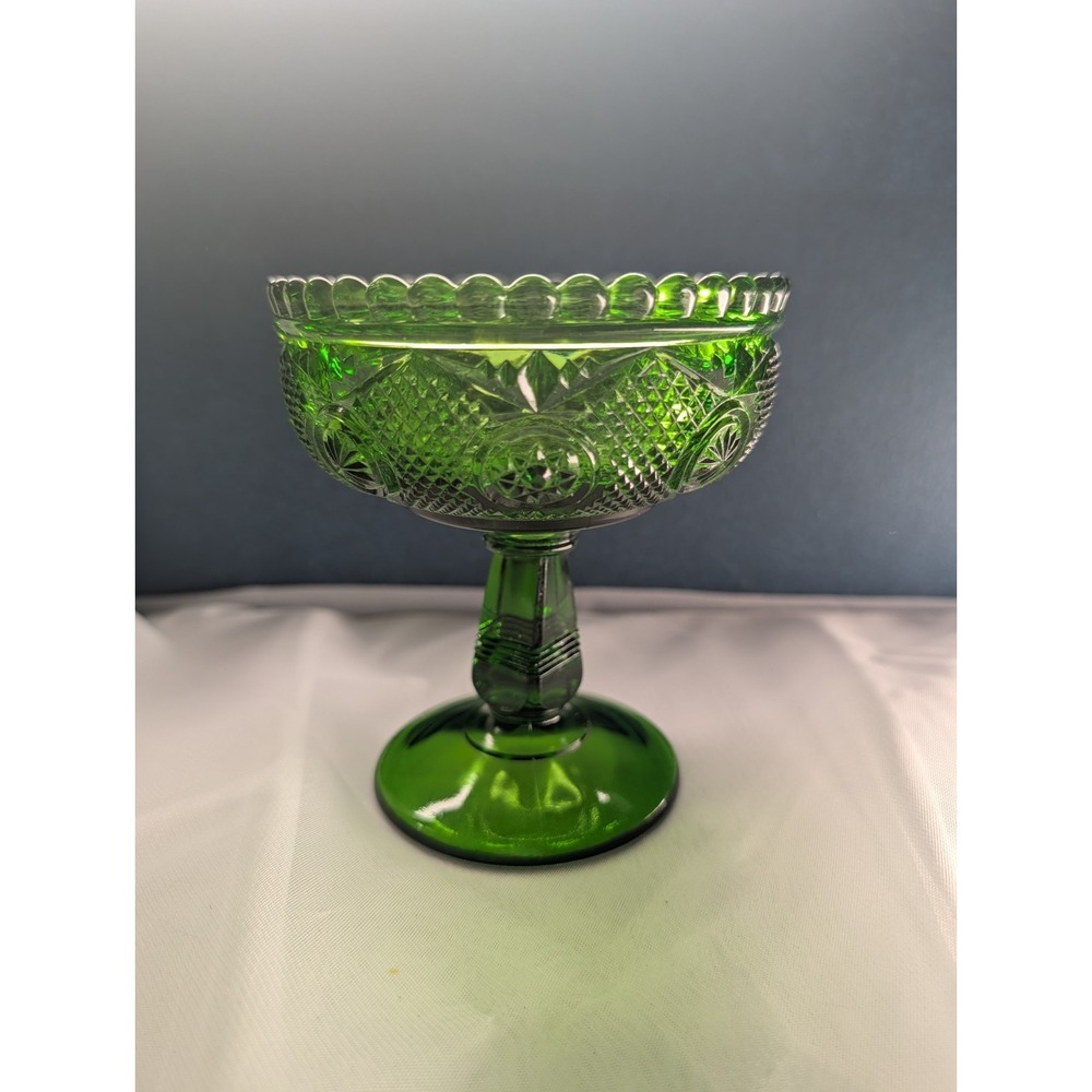 Vintage Emerald Glass Star And Punty Pedestal Compote Dish, Mid-Century